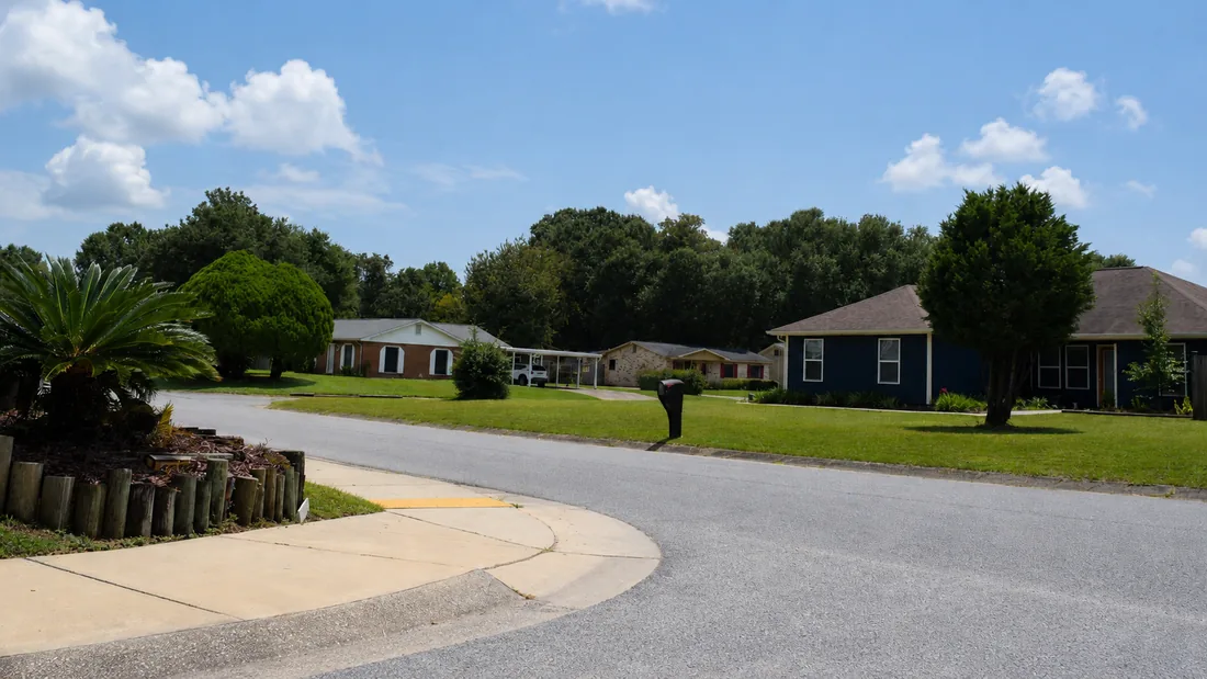 Residential street in Bellview, Pensacola