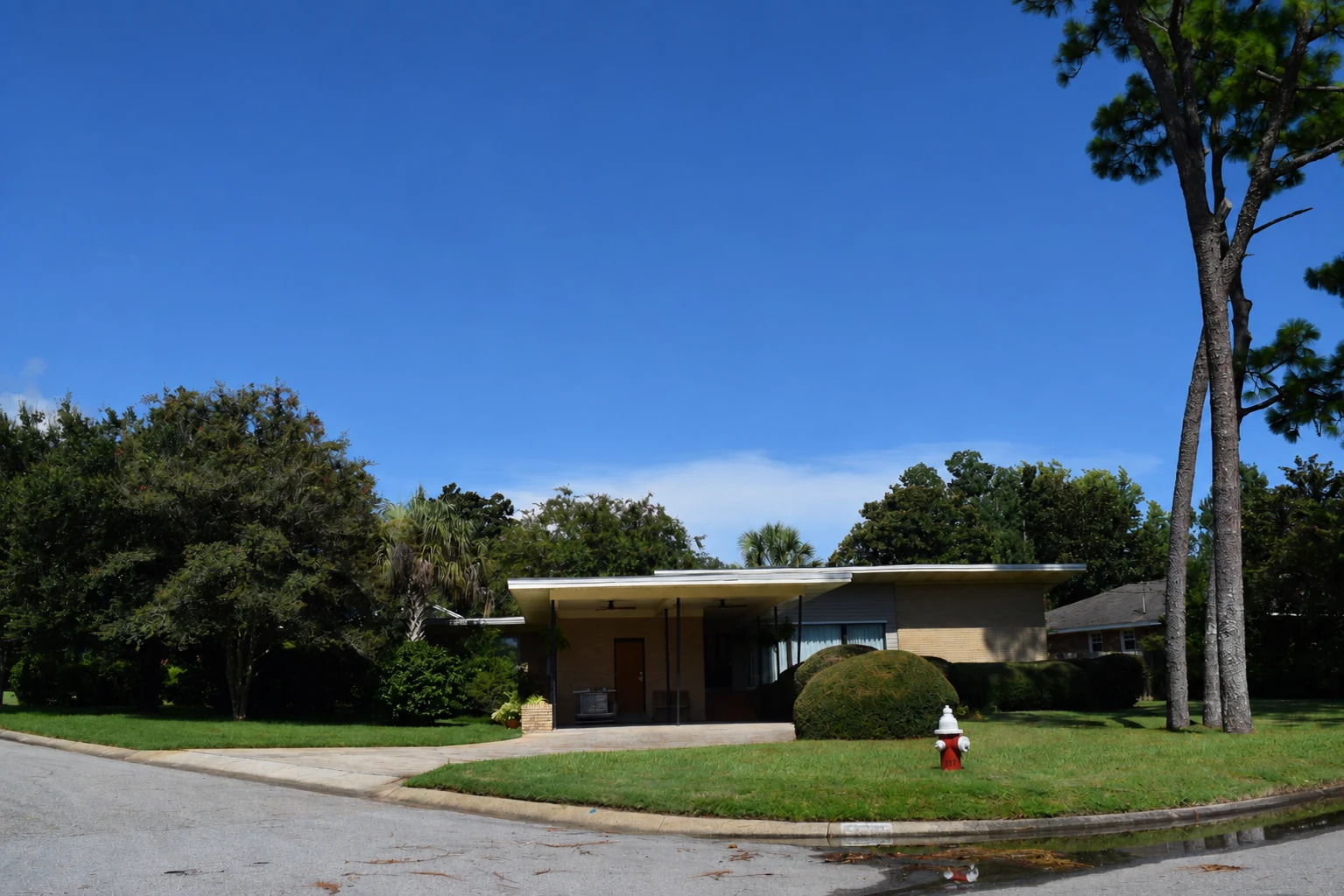 Mid-century home in Scenic Heights, Pensacola